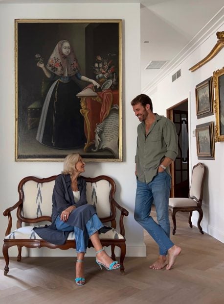 Edu Ribas Sevilla junto con su madre, Conchita Sevilla. 