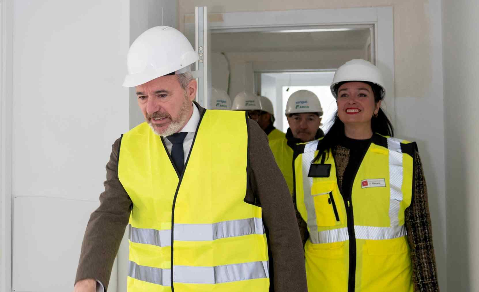 Jorge Azcón y Lorena Orduna.