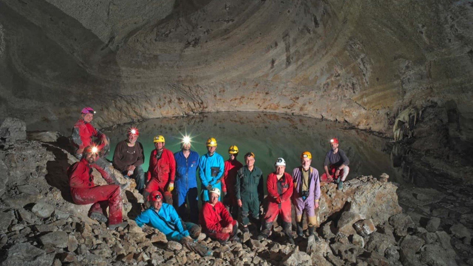 Equipo geológico en el Lago Neuron. Foto: Neuron Foundation.