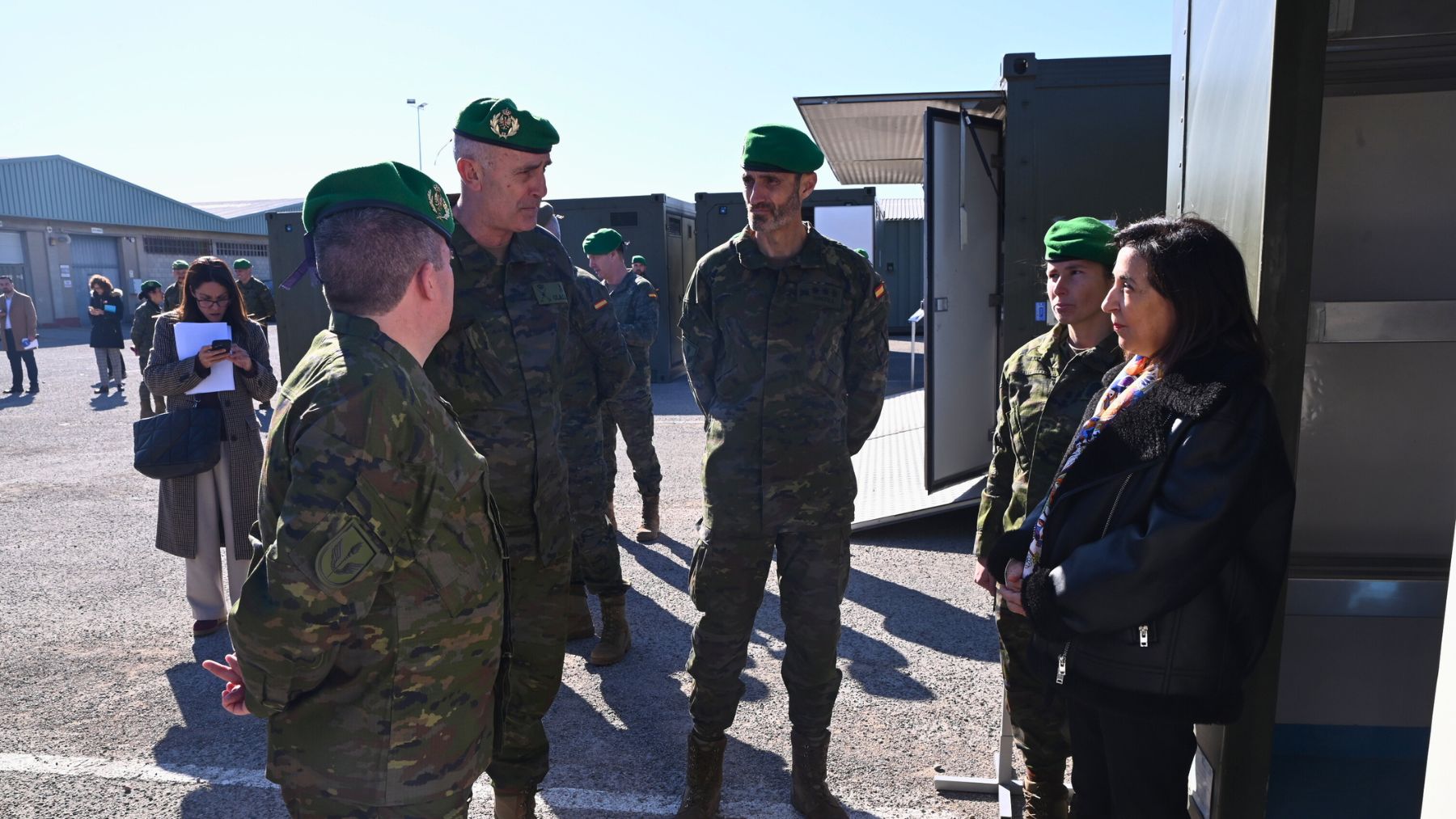 Sánchez se burla de Europa: aumenta 400 millones el gasto en Defensa pero sólo en sueldos de militares