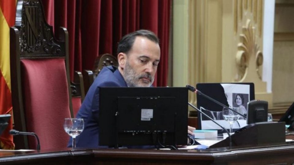 El juez abre juicio contra Gabriel Le Senne por un delito de odio y le impone una fianza de 40.000 euros