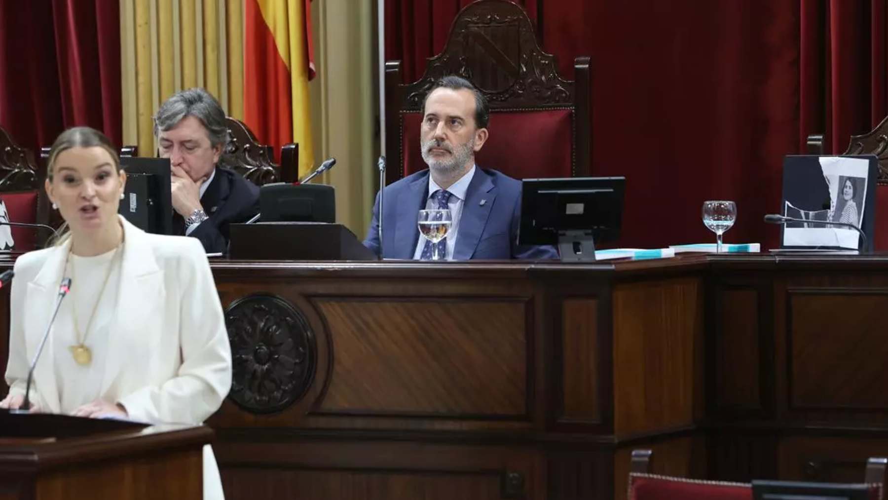 La presidenta del Govern, Marga Prohens, y el presidente del Parlament, Gabriel Le Senne.