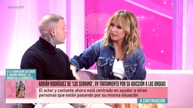 Adrián Rodríguez y Emma García en Fiesta. (Mediaset)