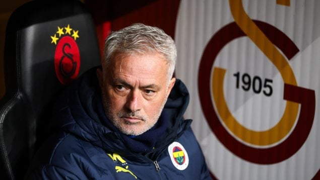 galatasaray, mourinho, racismo, fenerbahce