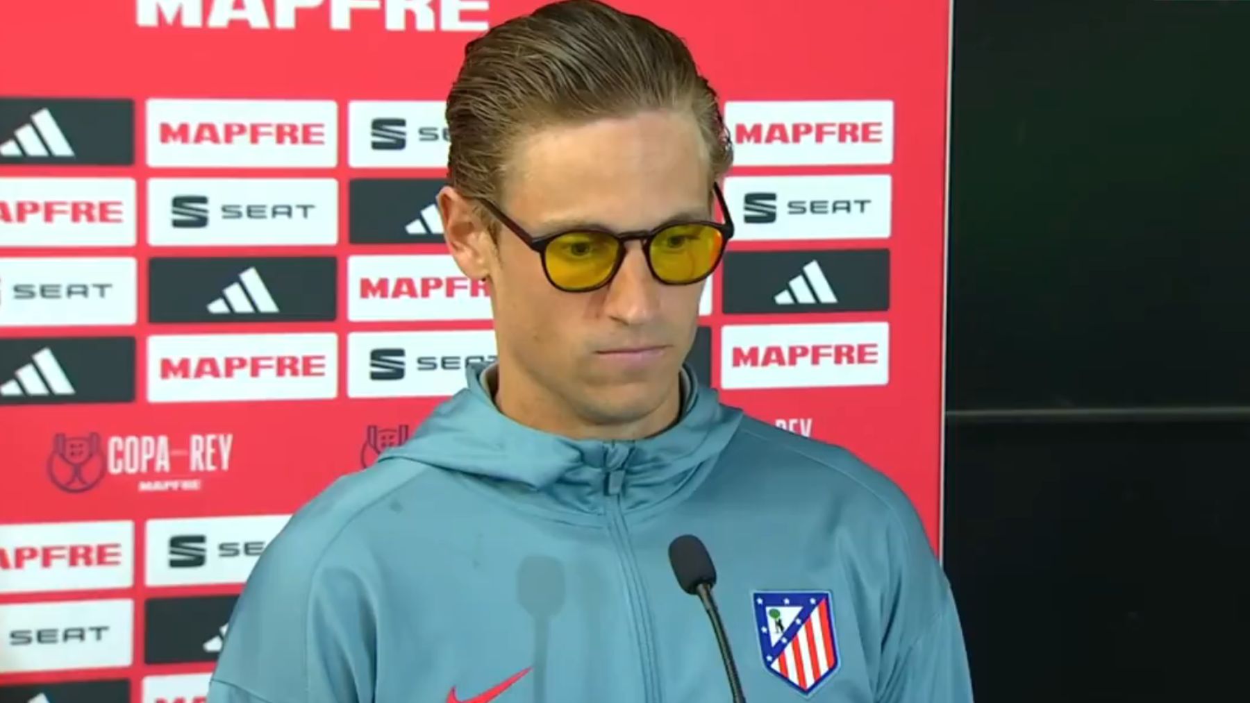 El look de Marcos Llorente.