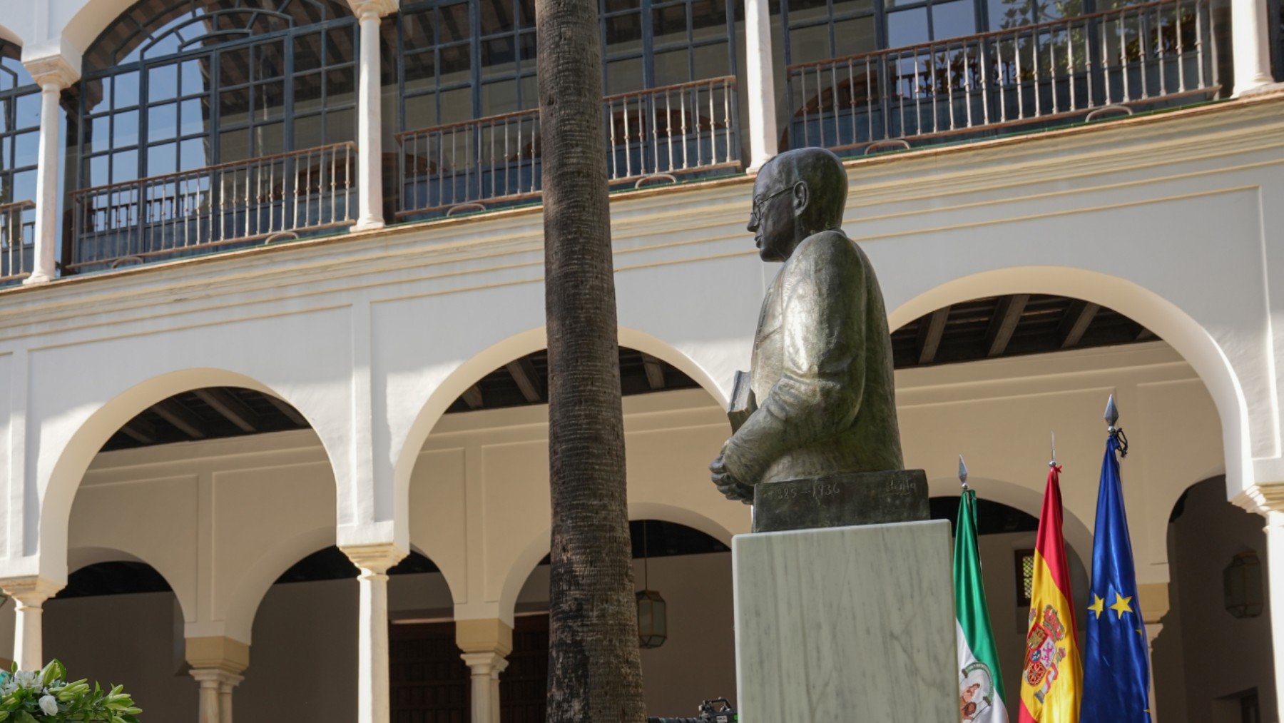 Busto de Blas Infante en el Parlamento de Andalucía.