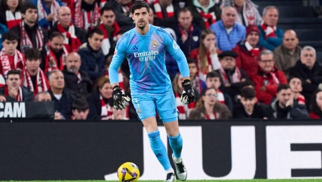 normas fútbol, IFAB, Courtois