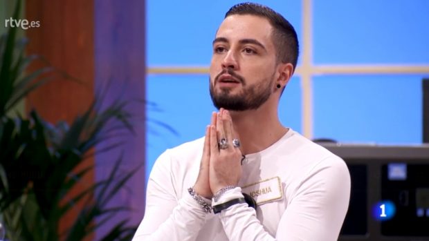 Joshua Velázquez en 'Maestros de la costura'. (RTVE)