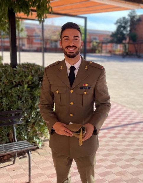 Borja González durante su etapa como militar. (Instagram)