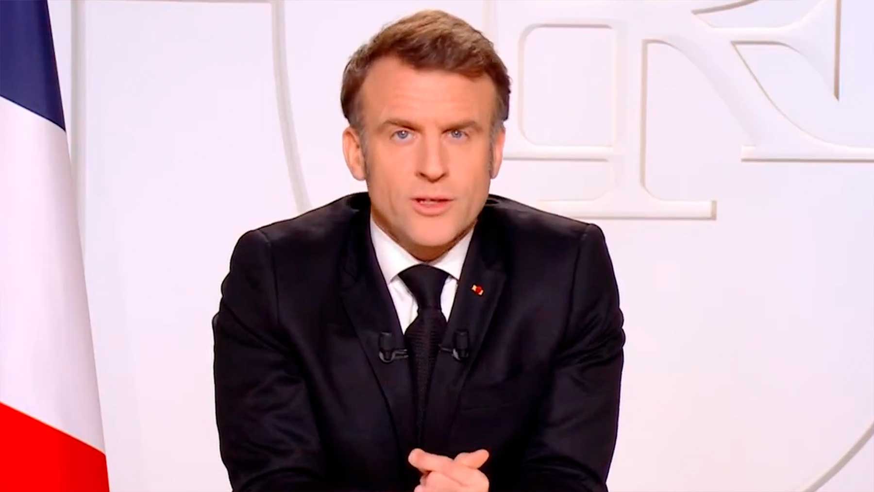 Macron pronuncia un discurso a la nación francesa.