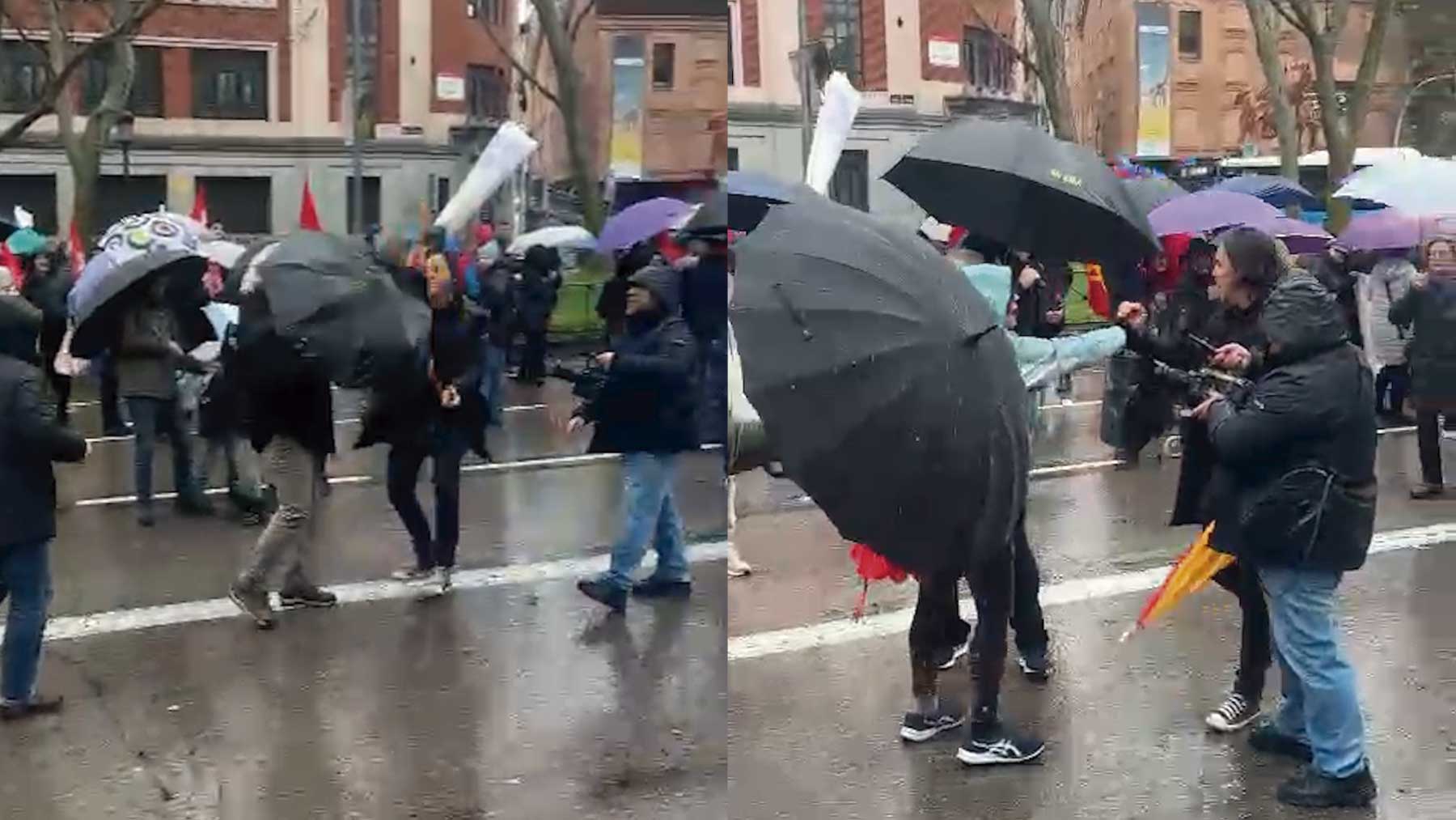 Violentos ‘feministas’ del 8M agreden a Cake Minuesa, reportero de OKDIARIO