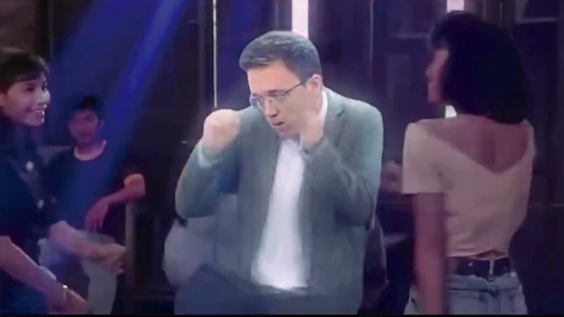 El vídeo viral de Errejón que las feministas no quieren que veas: «¡El violador eres tú!»