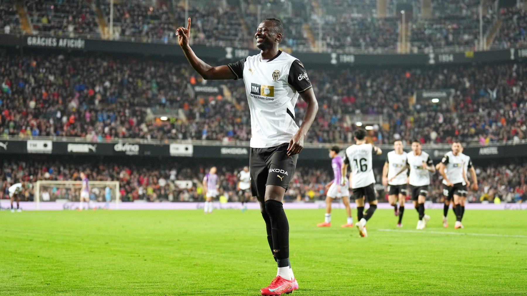 Sadiq celebra su gol al Valladolid. (Getty)