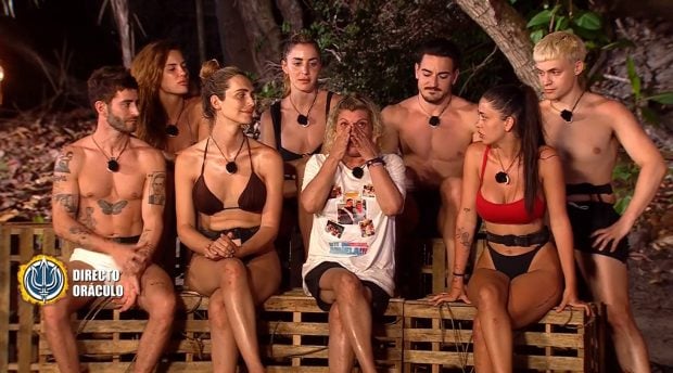 Terelu Campos junto a sus compañeros de Supervivientes 2025. (Mediaset)