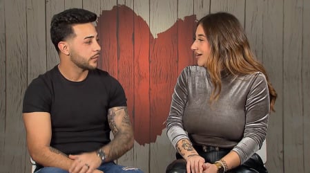 Jesús y Macarena en la decisión final de 'First Dates'. (Mediaset)