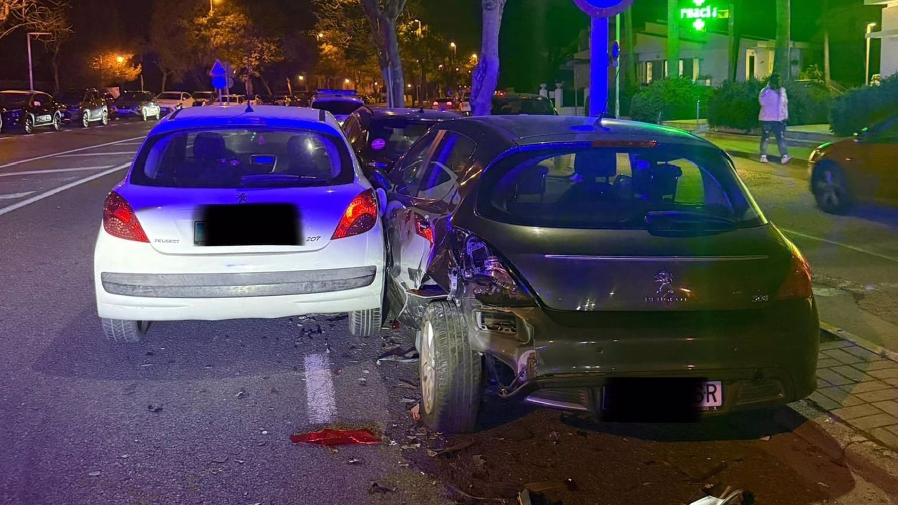 Mallorca: un conductor drogado se estrella contra dos coches aparcados y deja herida a una niña de 3 años