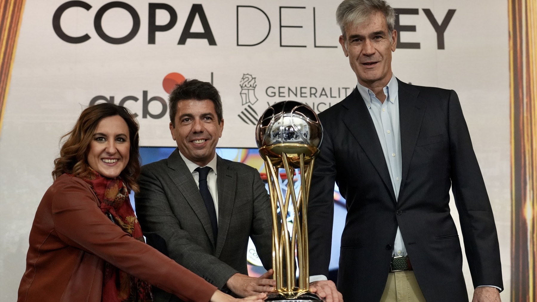 Maria José Catalá, Carlos Mazón y Antonio Martín. (EP)