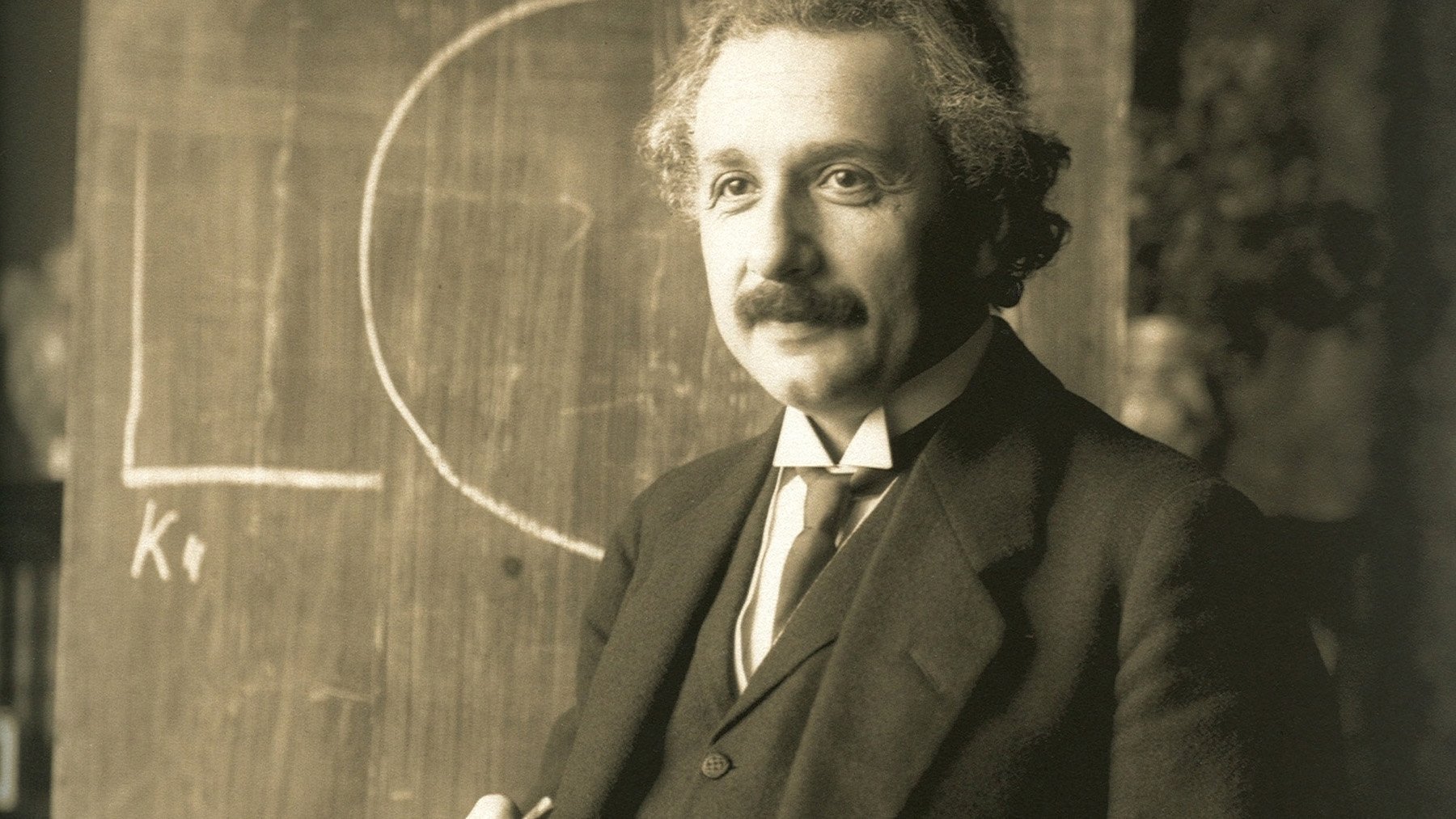 Adiós a la teoría de la relatividad de Einstein: un estudio dice que hay que reformular sus ecuaciones