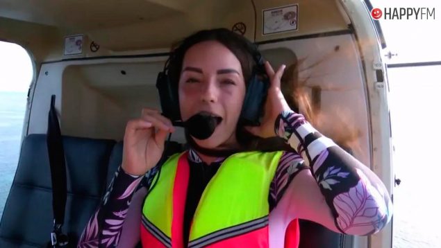 Anita Williams realiza su esperado salto del helicóptero en 'Supervivientes'. (Mediaset)