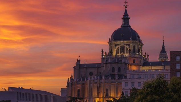 El refrán madrileño cuyo origen casi nadie conoce, refrán de Madrid al cielo significado, refranes madrileños y su origen, origen refrán de Madrid.