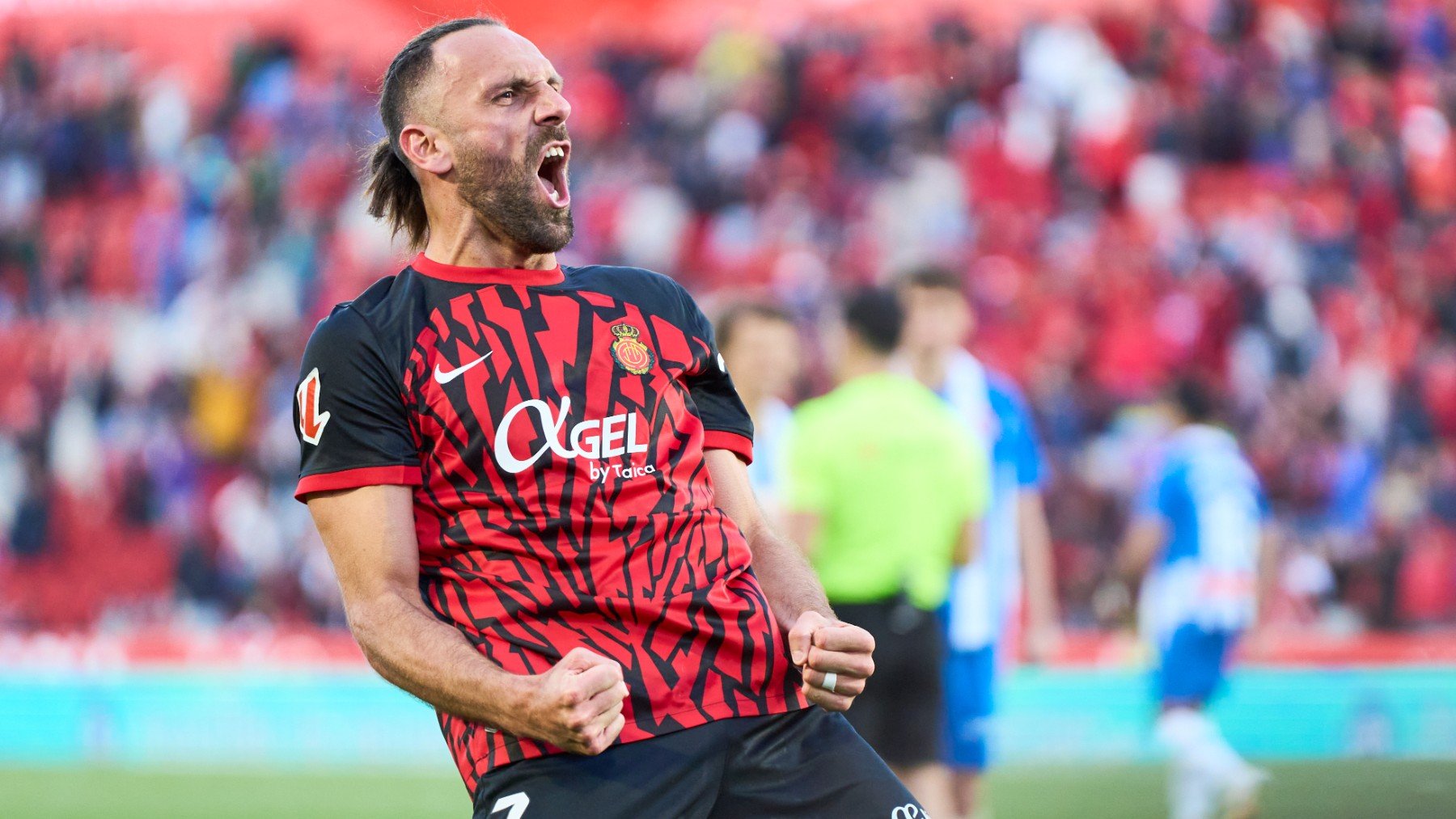 Muriqi celebra el gol de la victoria.