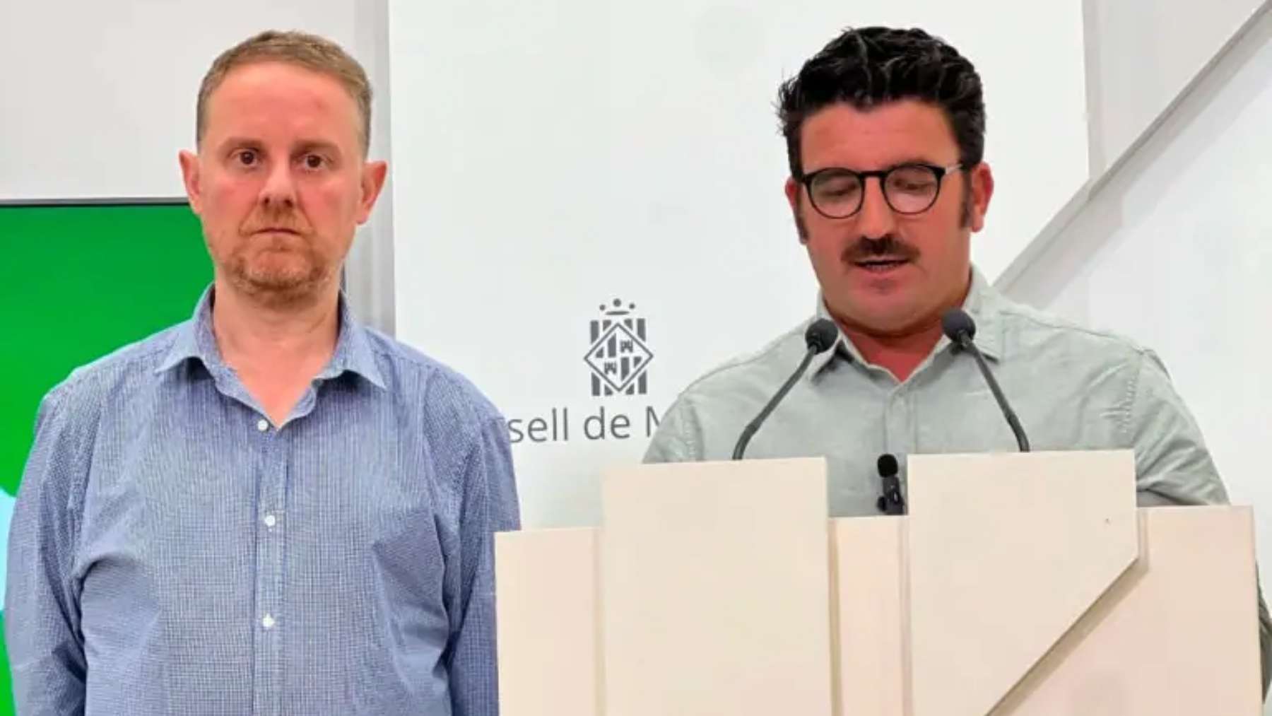 Los consellers insulares de Vox en el Consell de Mallorca, Toni Gili y David Gil.