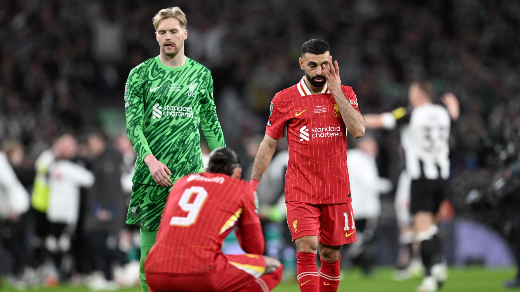 El Liverpool se hunde en cinco días: pierde contra el Newcastle la final de la Copa de la Liga