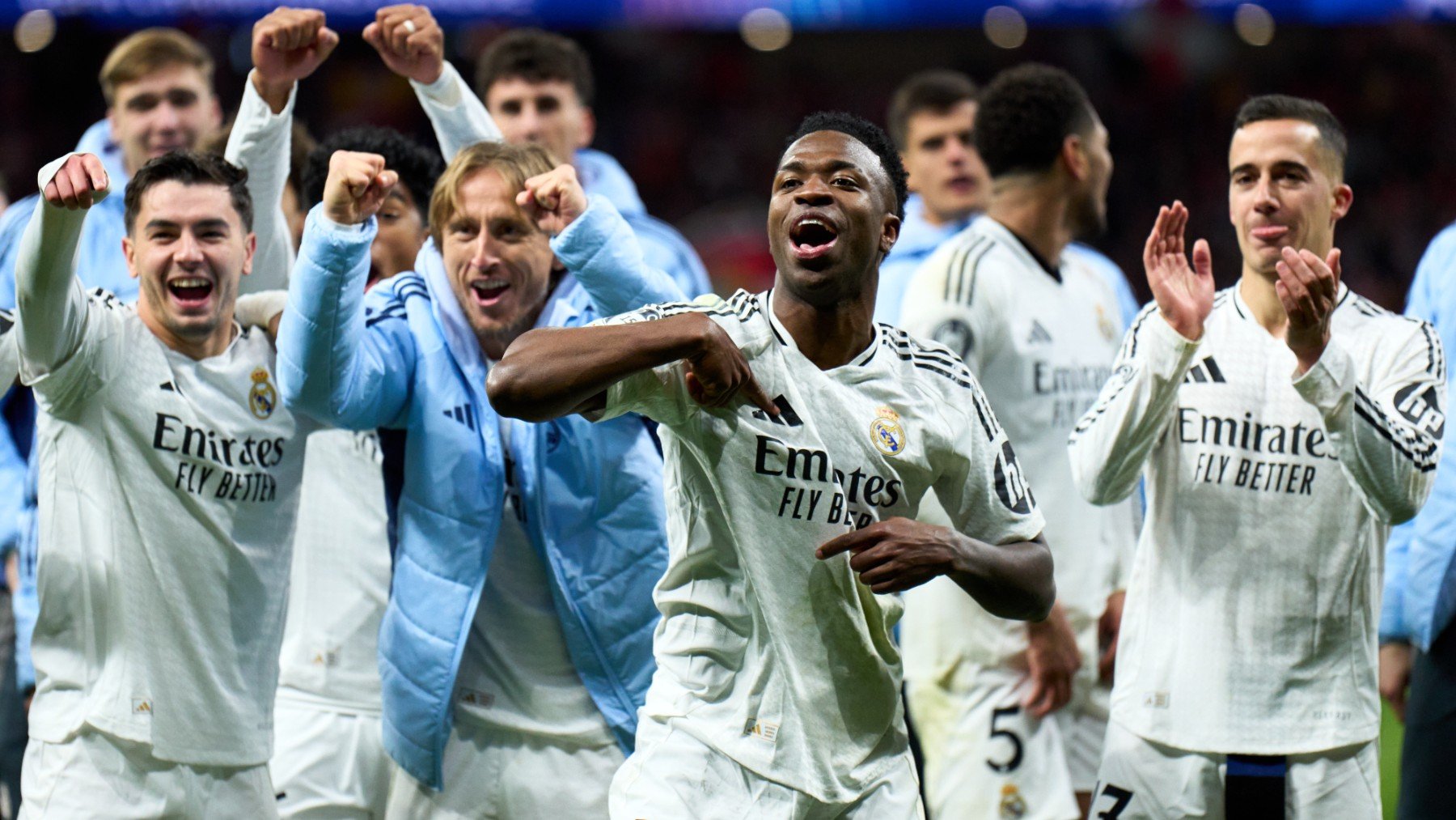 Los jugadores del Real Madrid celebran su pase en la Champions. (Getty)