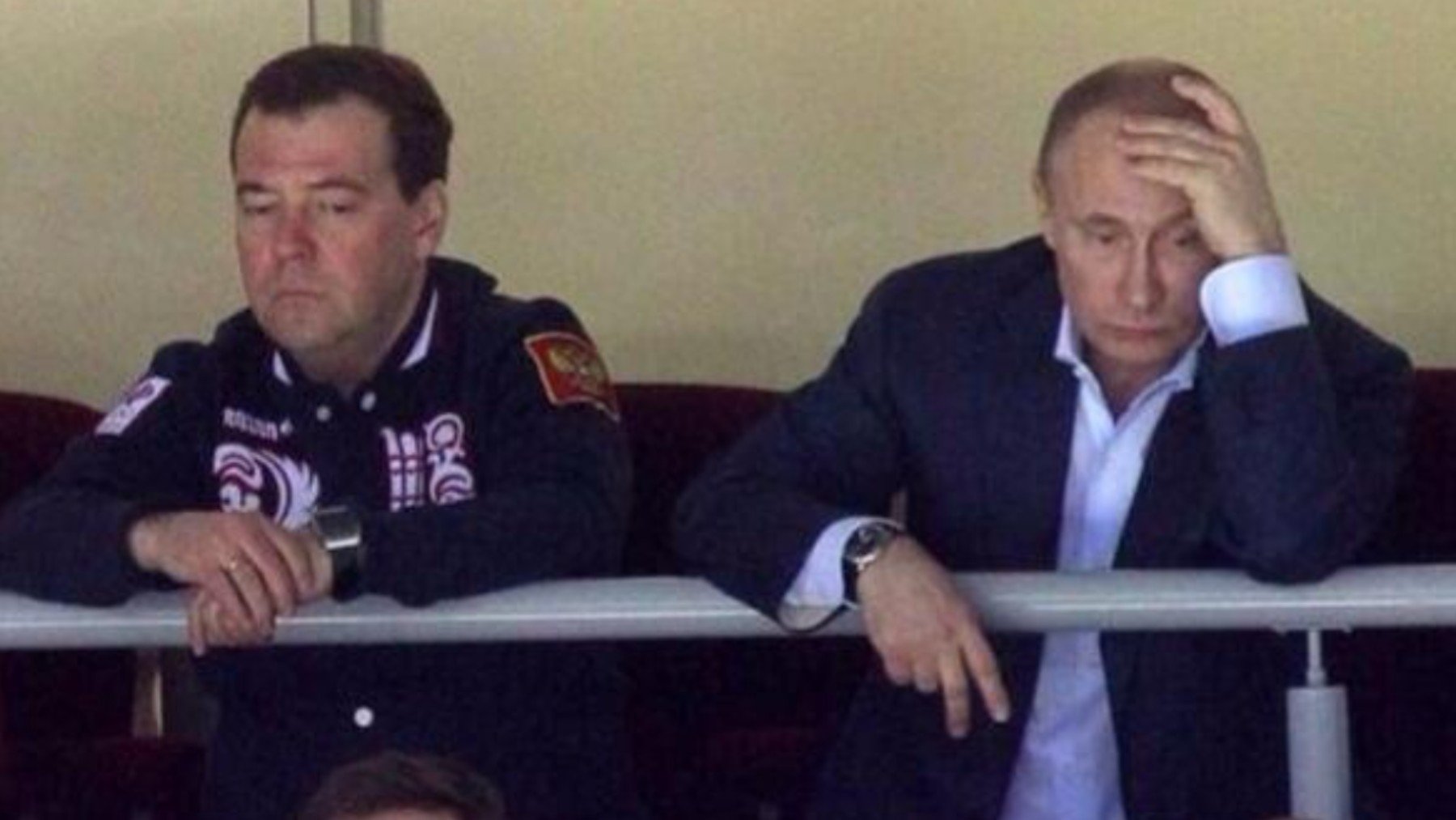 Putin en 2014 después de que el equipo nacional de hockey de Rusia perdiera en los Juegos Olímpicos de invierno de Sochi.