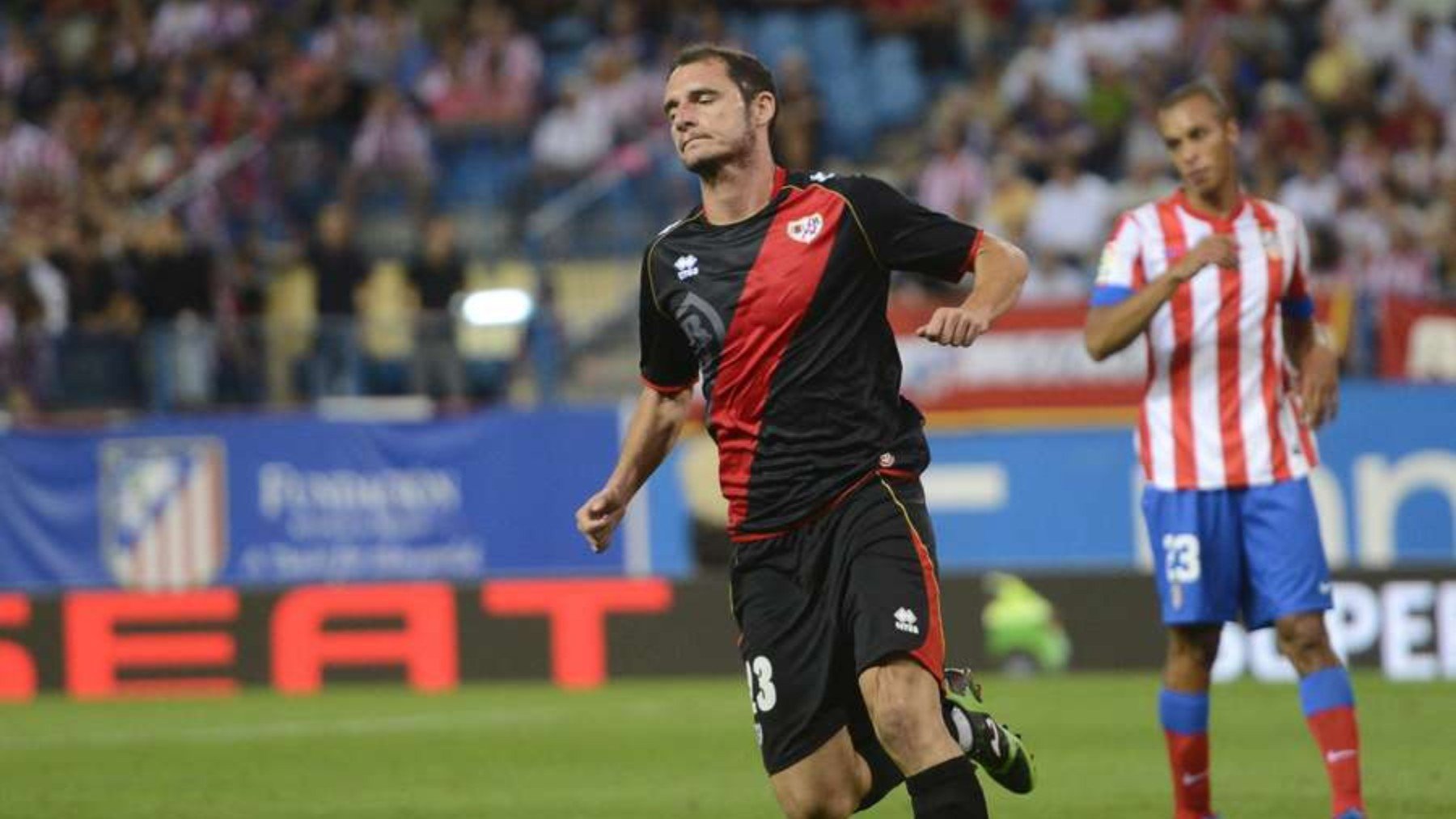 Delibasic, durante un partido con el Rayo Vallecano. (Rayo)