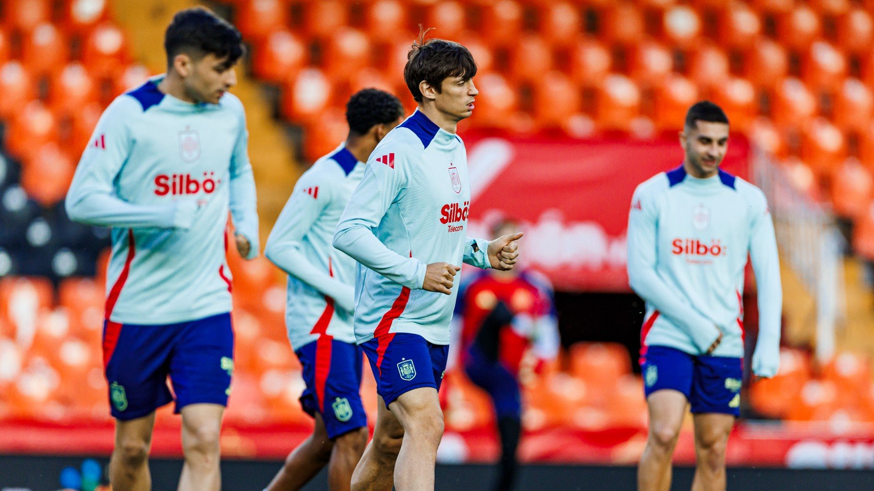 España se entrena en Mestalla. (RFEF)