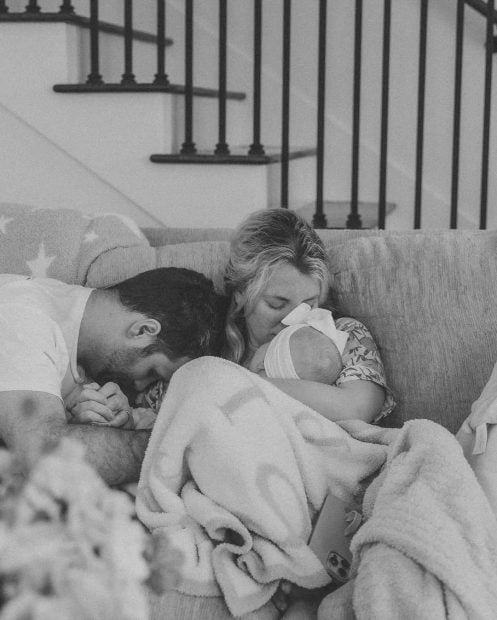 The influencer Lauren Cummings with her daughter Lilly Ann and her husband (Instagram).