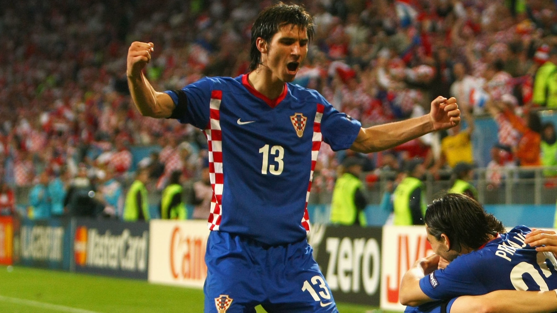 Nikola Pokrivac en un partido con Croacia en la Eurocopa de 2008. (Getty)