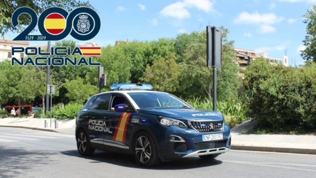 Dos carteristas rumanas con casi 100 arrestos previos roban más de 800 euros a una mujer en Granada