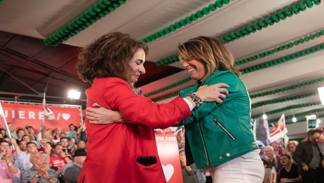 María Jesús Montero y Susana Díaz.