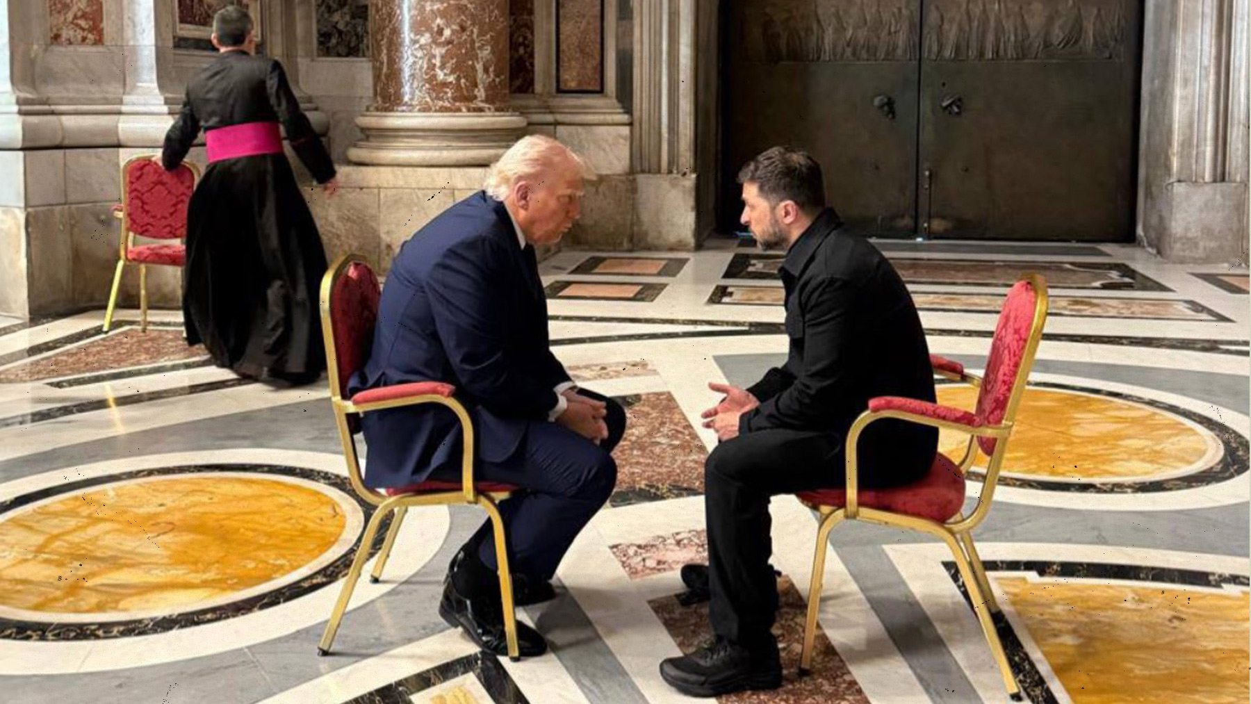 Trump-y-ZelenskiINTERIOR2