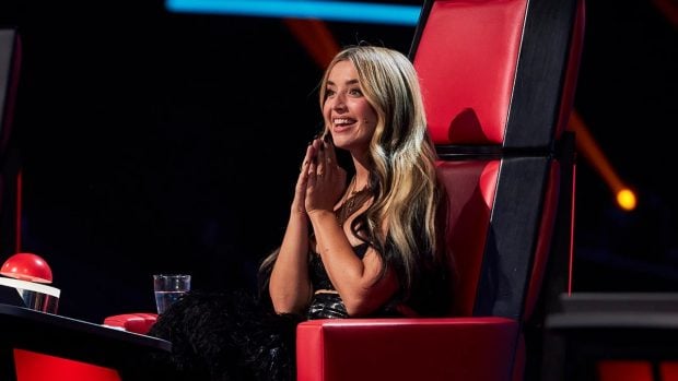 Lola Índigo en 'La Voz'. (Atresmedia)