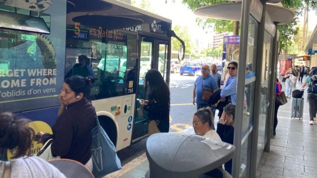 La gratuidad del transporte público dispara las agresiones a conductores de la EMT