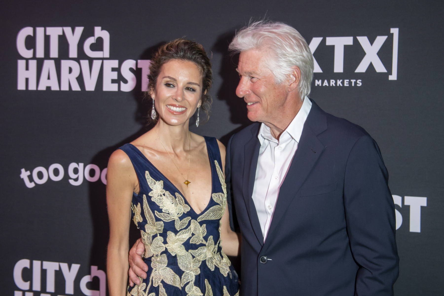 La decisión de Richard Gere y su mujer Alejandra que confirma lo que todo el mundo lleva días preguntándose
