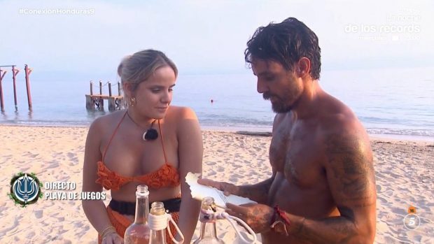 Gloria y Manuel González en 'Supervivientes'. (Mediaset)