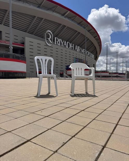 Las sillas de Bad Bunny en el Riyadh Air Metropolitano de Madrid. (Instagram)