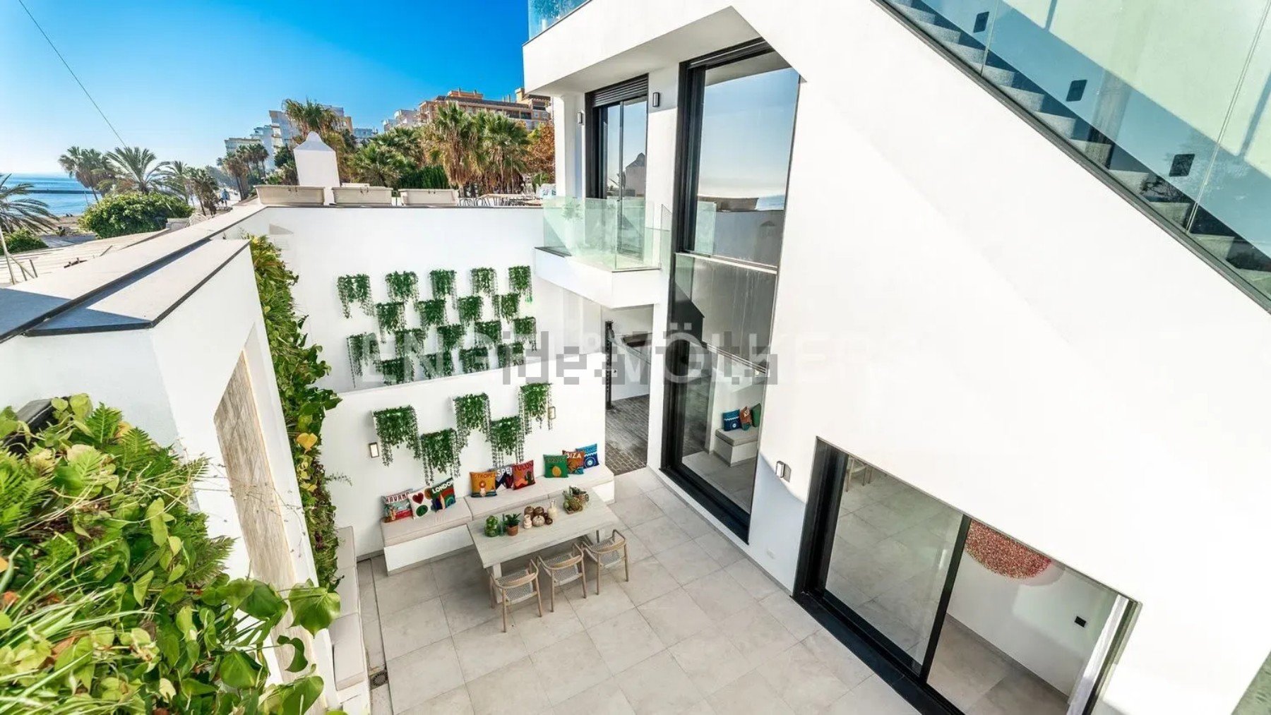 A la venta una espectacular villa de lujo firmada por Bijan Laufer por 4,9 millones de euros
