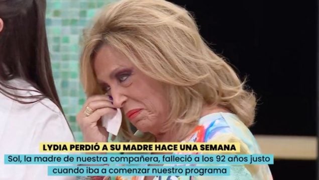 Lydia Lozano en 'La familia de la tele'.