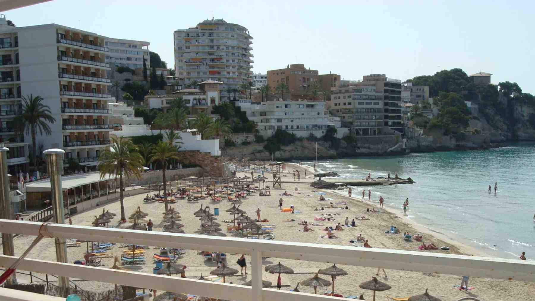 Baleares gana una bandera azul más en sus playas pero Palma pierde la de Cala Mayor y se queda con dos