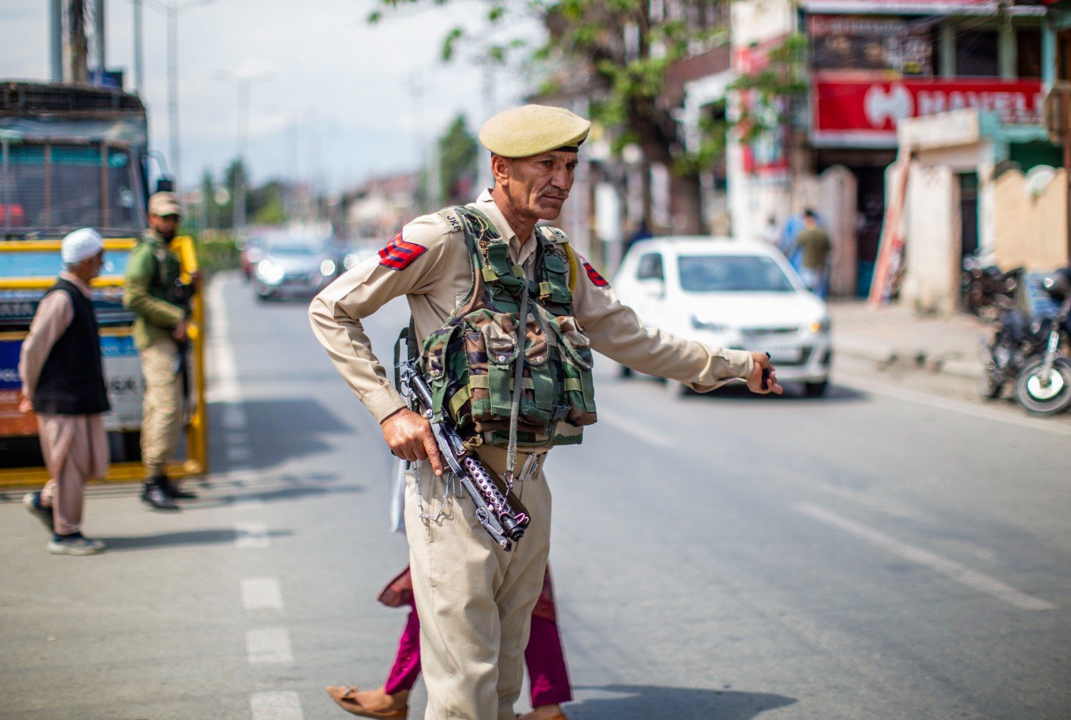 Un polícia armado en Srinagar, India. Getty Images