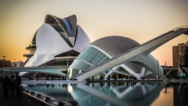 Expresión valenciana que el resto de España no entiende, expresiones que sólo se usan en Valencia, origen expresión mel, origen expresión valenciana mel de romer, qué significa mel de romer en Valencia.