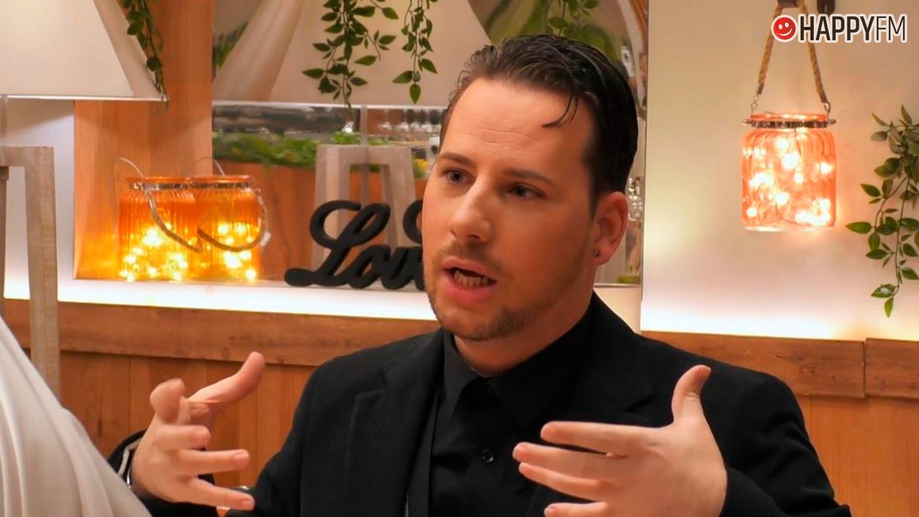 Un comensal de ‘First Dates’ desvela su faceta oculta: «Tuve una experiencia paranormal con mi bisabuela»