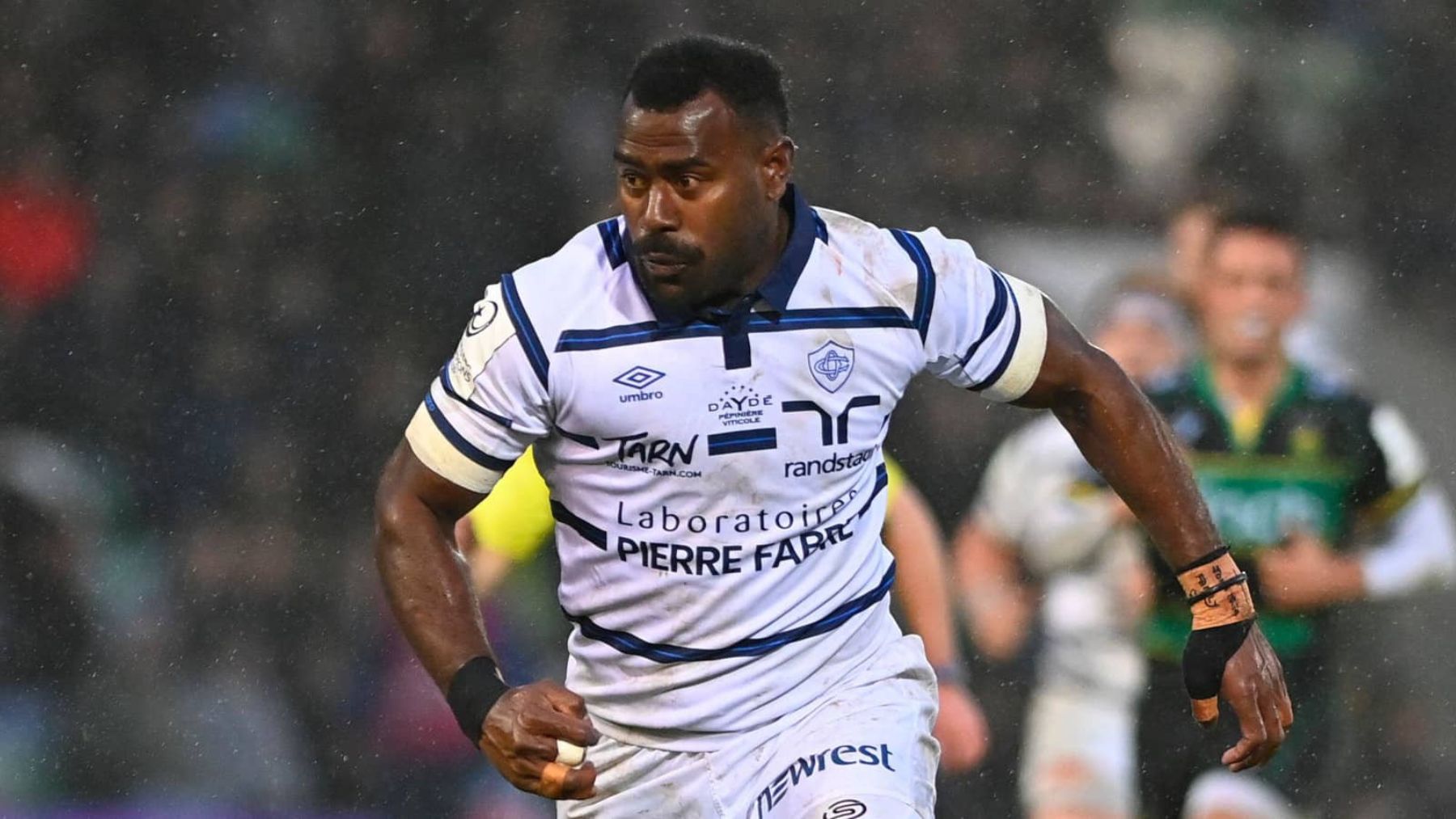 Investigan la muerte de Josaia Raisuqe, jugador de rugby y medalla de plata en los Juegos de París