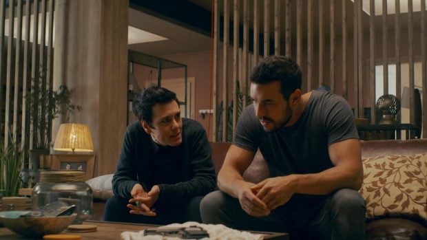 La miniserie de Netflix de solo 8 episodios protagonizada por Mario Casas: ideal para ver este fin de semana