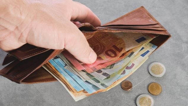 dinero efectivo casa